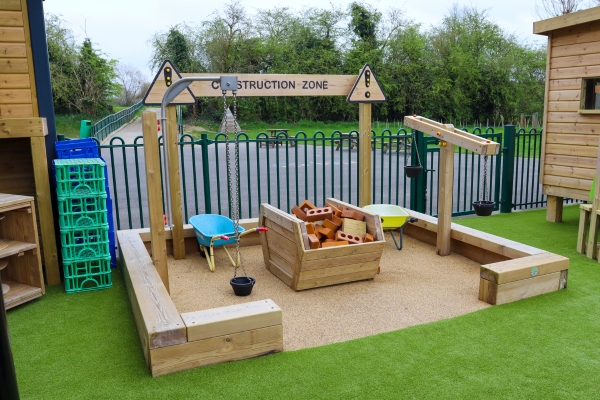 School Landscaping Well Kept Spaces (1)