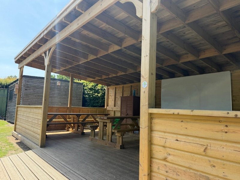 Outdoor classroom for Ingrave Johnstone Church of England Primary School in Essex