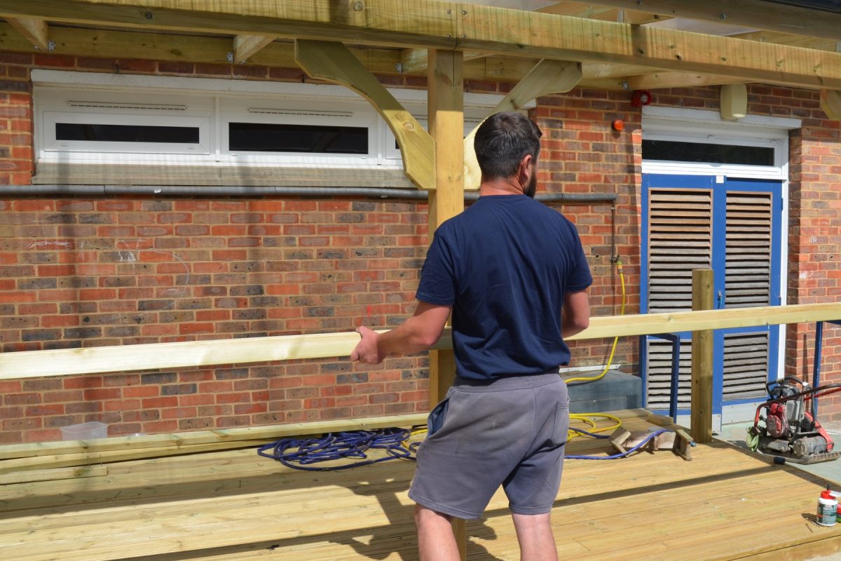 Fencing (1) Fencing (1)